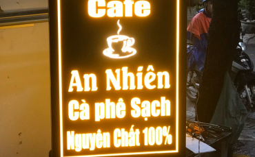 Hộp đèn quảng cáo chữ nổi quán cafe